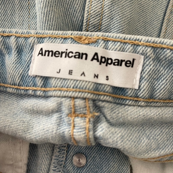 American Apparel Light Denim Mini Shorts - Picture 3 of 3